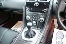 Aston Martin Vantage 4.7 V8 Coupe 6 Speed Manual 