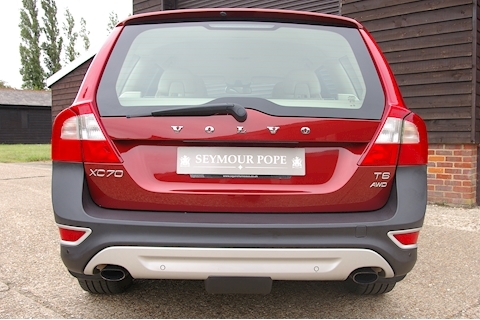 Volvo xc70 inscription