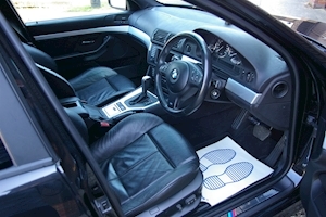 525i Sport Touring Automatic 2.5 5dr Touring Automatic Petrol