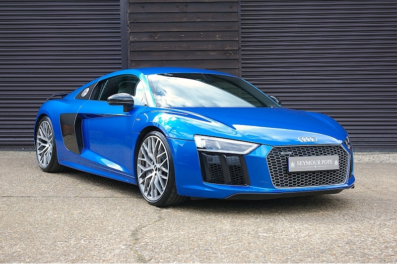 5.2 FSI V10 Plus Coupe 2dr Petrol S Tronic quattro (s/s) (610 ps)