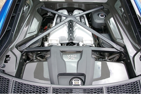 5.2 FSI V10 Plus Coupe 2dr Petrol S Tronic quattro (s/s) (610 ps)