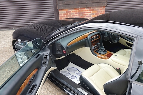 Aston Martin DB7 Vantage 5.9 V12 Coupe Automatic (Stunning Cherished Example)