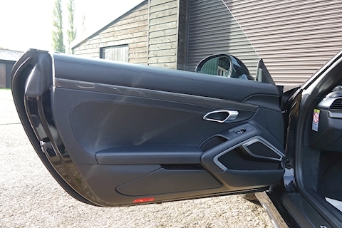 PORSCHE 991 TURBO S 3.8 CONVERTIBLE PDK AWD (1 OWNER EXAMPLE & HUGE SPEC +++) 