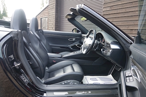 PORSCHE 991 TURBO S 3.8 CONVERTIBLE PDK AWD (1 OWNER EXAMPLE & HUGE SPEC +++) 