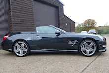 Mercedes-Benz SL63 AMG 5.5 V8 Bi-Turbo Convertible 7-Speed Automatic 