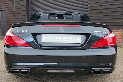 Mercedes SL63 AMG 5.5 V8 Bi-Turbo Convertible 7-Speed Automatic (Panoramic Roof, Carbon Fibre Interior, AirScarf, Heated Multi-Contour Seats +++)