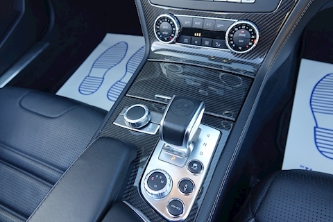 Mercedes SL63 AMG 5.5 V8 Bi-Turbo Convertible 7-Speed Automatic (Panoramic Roof, Carbon Fibre Interior, AirScarf, Heated Multi-Contour Seats +++)