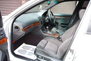 5 Series 525i M-Sport E39  Touring Automatic 2.5 5dr Touring Automatic Petrol
