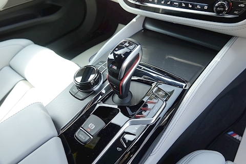BMW F90 M5 4.4i V8 Competition XDrive Saloon Auto (Massage/Ventilated Seats, Soft Close Doors, Head Up, 360 Cameras, Comfort Access, HK Audio, LEDs +)