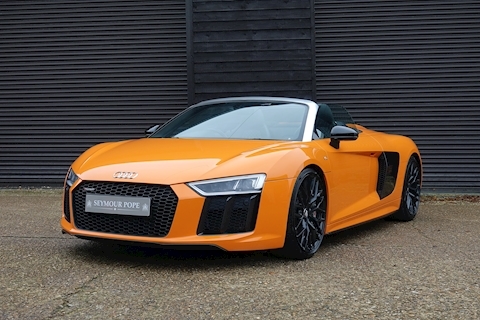 5.2 FSI V10 Plus Spyder 2dr Petrol S Tronic quattro Euro 6 (s/s) (610 ps)