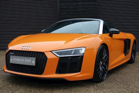 5.2 FSI V10 Plus Spyder 2dr Petrol S Tronic quattro Euro 6 (s/s) (610 ps)