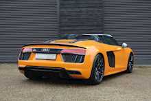 Audi R8 5.2 FSI V10 Plus Spyder Quattro S-Tronic Automatic 