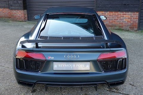 Audi R8 5.2 FSI V10 Plus Coupe S-Tronic Quattro Automatic (Stunning Ultra High Spec Example)