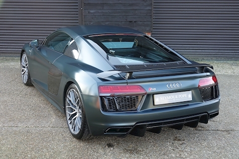 Audi R8 5.2 FSI V10 Plus Coupe S-Tronic Quattro Automatic (Stunning Ultra High Spec Example)