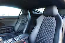 Audi R8 5.2 FSI V10 Plus Coupe S-Tronic Quattro Automatic 