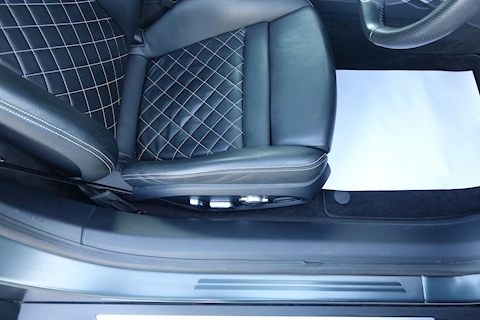 Audi R8 5.2 FSI V10 Plus Coupe S-Tronic Quattro Automatic (Stunning Ultra High Spec Example)