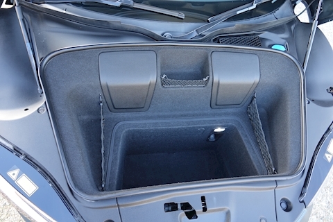 Audi R8 5.2 FSI V10 Plus Coupe S-Tronic Quattro Automatic (Stunning Ultra High Spec Example)