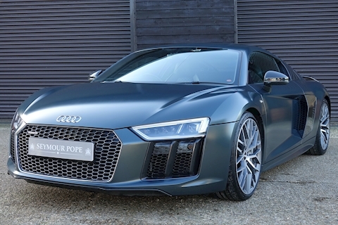 Audi R8 5.2 FSI V10 Plus Coupe S-Tronic Quattro Automatic (Stunning Ultra High Spec Example)