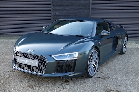 Audi R8 5.2 FSI V10 Plus Coupe S-Tronic Quattro Automatic (Stunning Ultra High Spec Example)