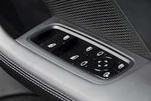 Porsche Taycan Performance Plus 93.4 kWh 4S Automatic 4WD 