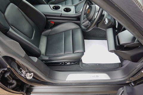 Porsche Taycan Performance Plus 93.4kWh 4S Saloon Automatic 4WD 571 PS (1 Owner, Ultra High Specification, Porsche Warranty)