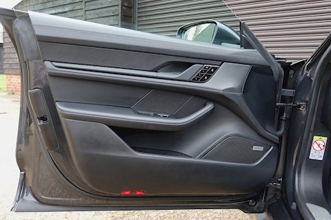 Porsche Taycan Performance Plus 93.4kWh 4S Saloon Automatic 4WD 571 PS (1 Owner, Ultra High Specification, Porsche Warranty)