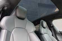 Porsche Taycan Performance Plus 93.4 kWh 4S Automatic 4WD 