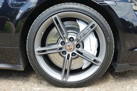 Porsche Taycan Turbo Performance Plus 93.4kWh Saloon Auto 4WD (Pan Roof, Sports Chrono, Rear Axel Steer, 18 x Adaptive Seats +++)