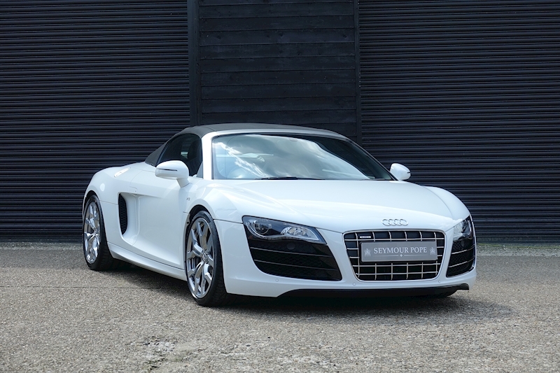 Audi R8 5.2 FSI V10 Spyder Quattro 6 Speed Manual 