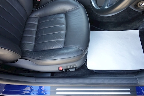 B5.5 4.0 W8 4 Motion Automatic Estate Estate 4000 Automatic Petrol