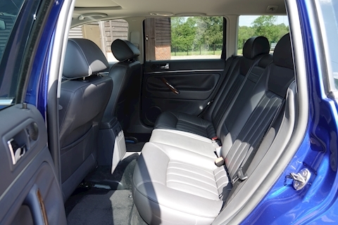 B5.5 4.0 W8 4 Motion Automatic Estate Estate 4000 Automatic Petrol