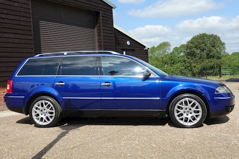 B5.5 4.0 W8 4 Motion Automatic Estate Estate 4000 Automatic Petrol