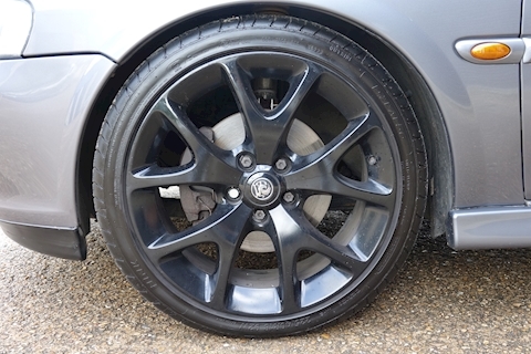 2.2 LS 16V Hatchback 5 Door Manual Hatchback 2200 Manual Petrol