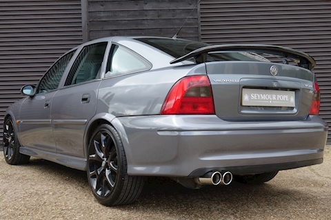 2.2 LS 16V Hatchback 5 Door Manual Hatchback 2200 Manual Petrol