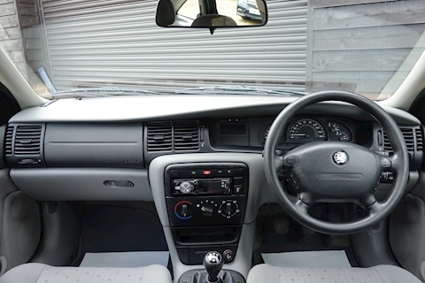 2.2 LS 16V Hatchback 5 Door Manual Hatchback 2200 Manual Petrol