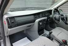 Vauxhall Vectra 2.2 LS 16V Hatchback 5 Door Manual 