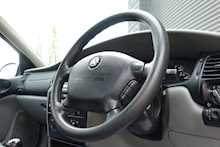 Vauxhall Vectra 2.2 LS 16V Hatchback 5 Door Manual 