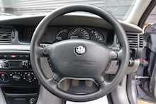 Vauxhall Vectra 2.2 LS 16V Hatchback 5 Door Manual 