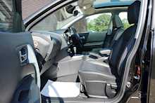 Nissan Qashqai 2.0i Tekna 4WD Automatic 