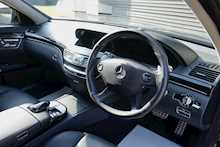 Mercedes-Benz S Class 6.0 S65L BiTurbo AMG Tiptronic Euro 4 4dr 