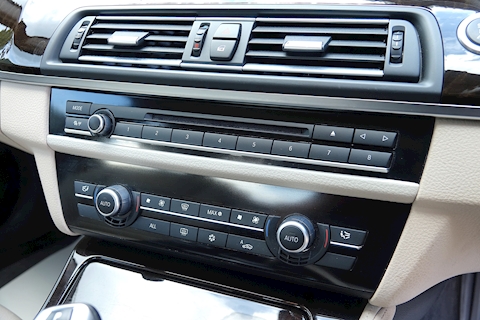 523i SE Automatic Saloon Saloon 3.0 Automatic Petrol