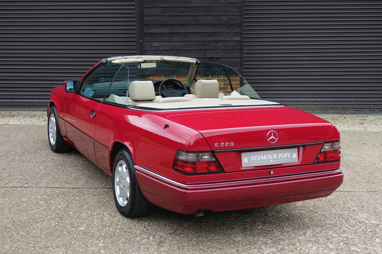 Used 1994 Mercedes-Benz E Class W124 E220 Sport-Line Cabriolet Automatic  For Sale (U802)