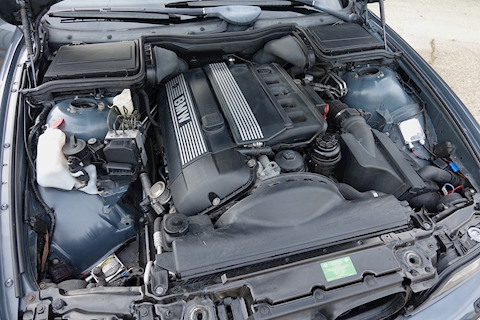 528I Touring Estate 2.8 Automatic Petrol