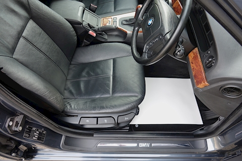 528I Touring Estate 2.8 Automatic Petrol
