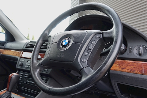 528I Touring Estate 2.8 Automatic Petrol