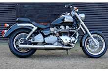 Triumph Bonneville America 