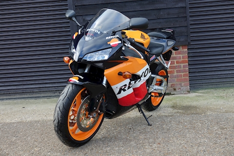 CBR1000RR SC57 MOTOR CYCLE 998 MANUAL PETROL