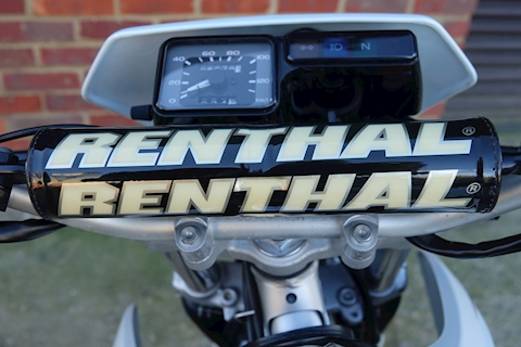 XR230 MOTARD (MD36) MOTOR CYCLE 223 MANUAL PETROL
