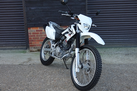 XR230 MOTARD (MD36) MOTOR CYCLE 223 MANUAL PETROL
