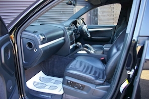 Cayenne 4.8 GTS Tiptronic S 4 Wheel Drive 4.8 5dr Estate Automatic Petrol